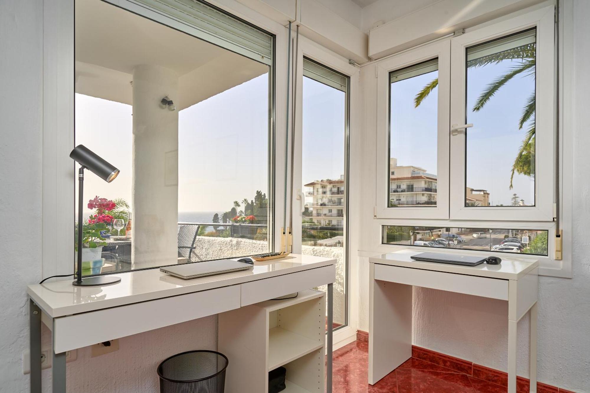 Spectacular Sea Views, 2 Bed,2 Bath Lägenhet Nerja Exteriör bild