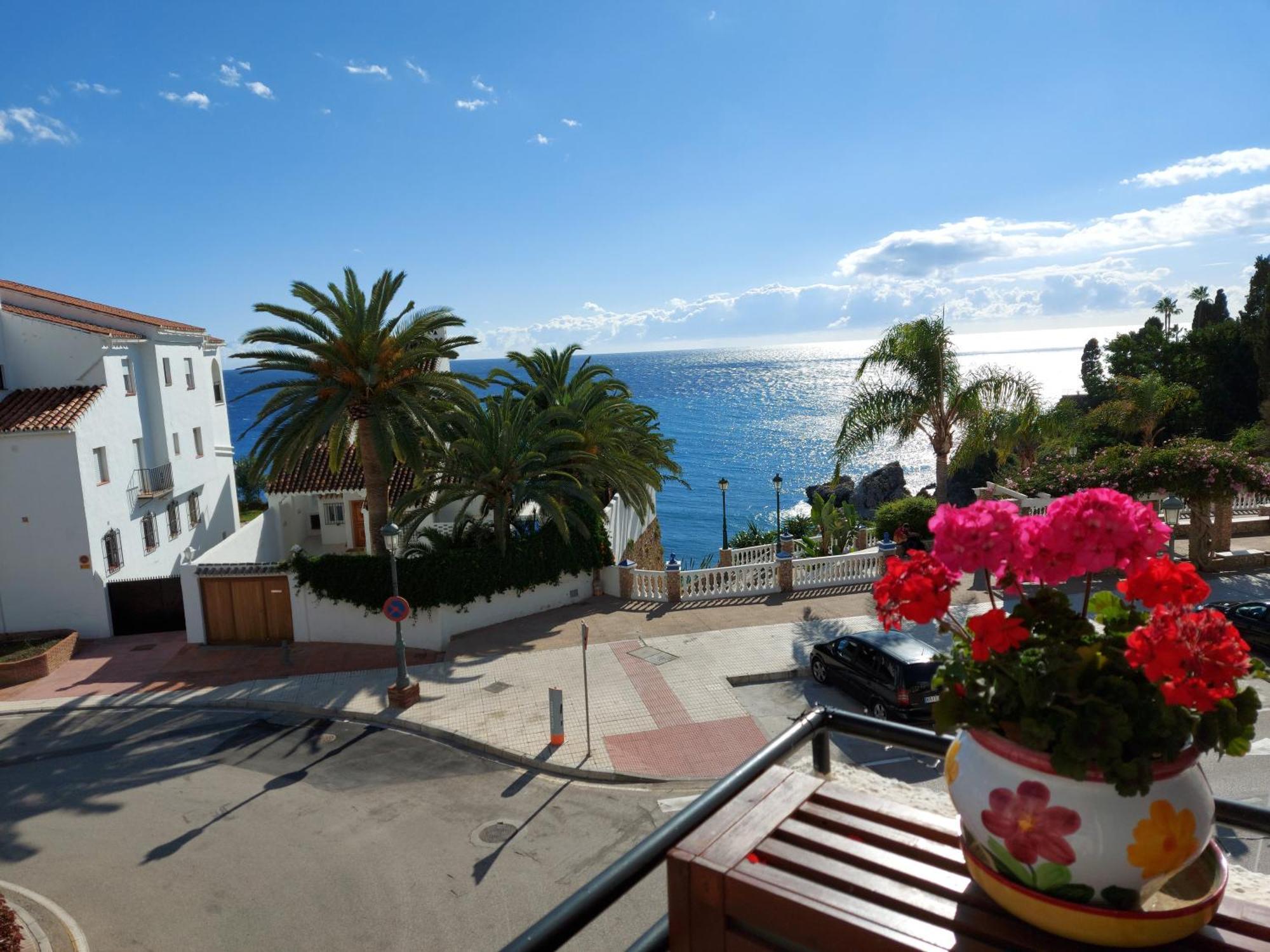 Spectacular Sea Views, 2 Bed,2 Bath Lägenhet Nerja Exteriör bild